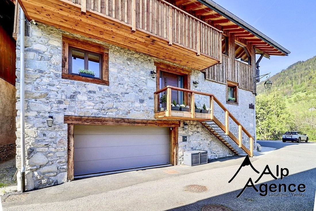 Chalet in Seytroux, Auvergne-Rhône-Alpes, France 2 - 17840891