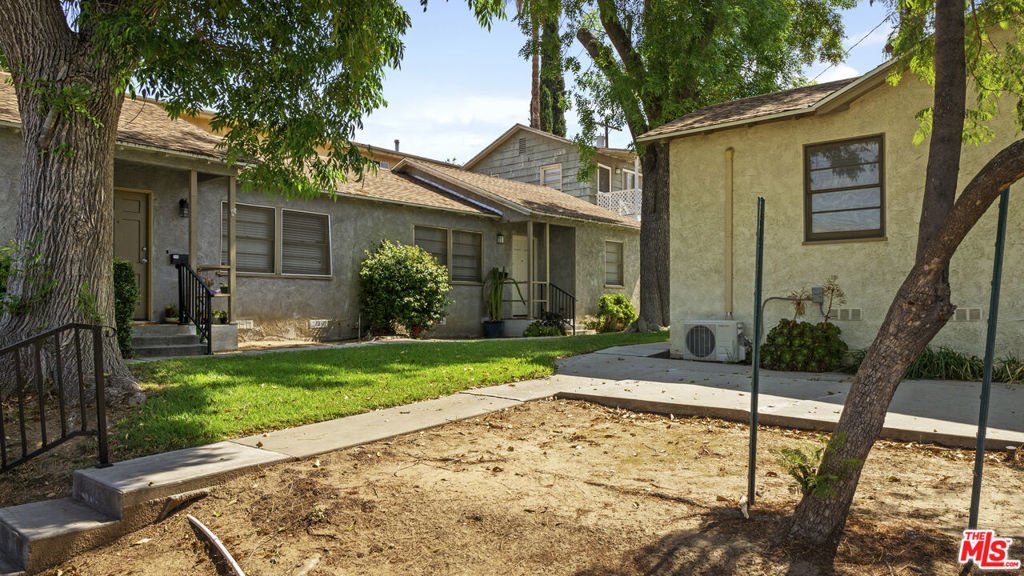 Riverside, California, United States 5 - 17838591