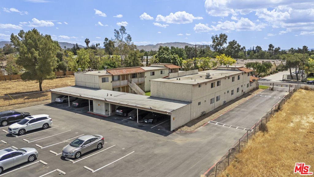 Moreno Valley, California, United States 5 - 17838589