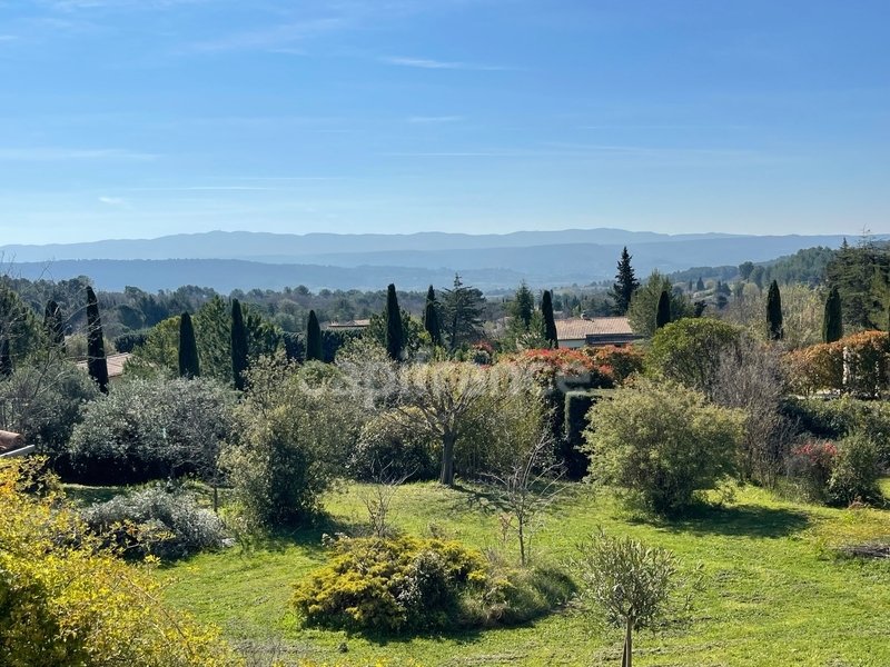 House in Saint-Saturnin-lès-Apt, Provence-Alpes-Côte d'Azur, France 1 - 17839929