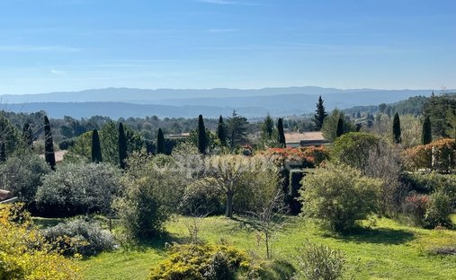 Maison à Saint-Saturnin-lès-Apt, Provence-Alpes-Côte d'Azur, France 1