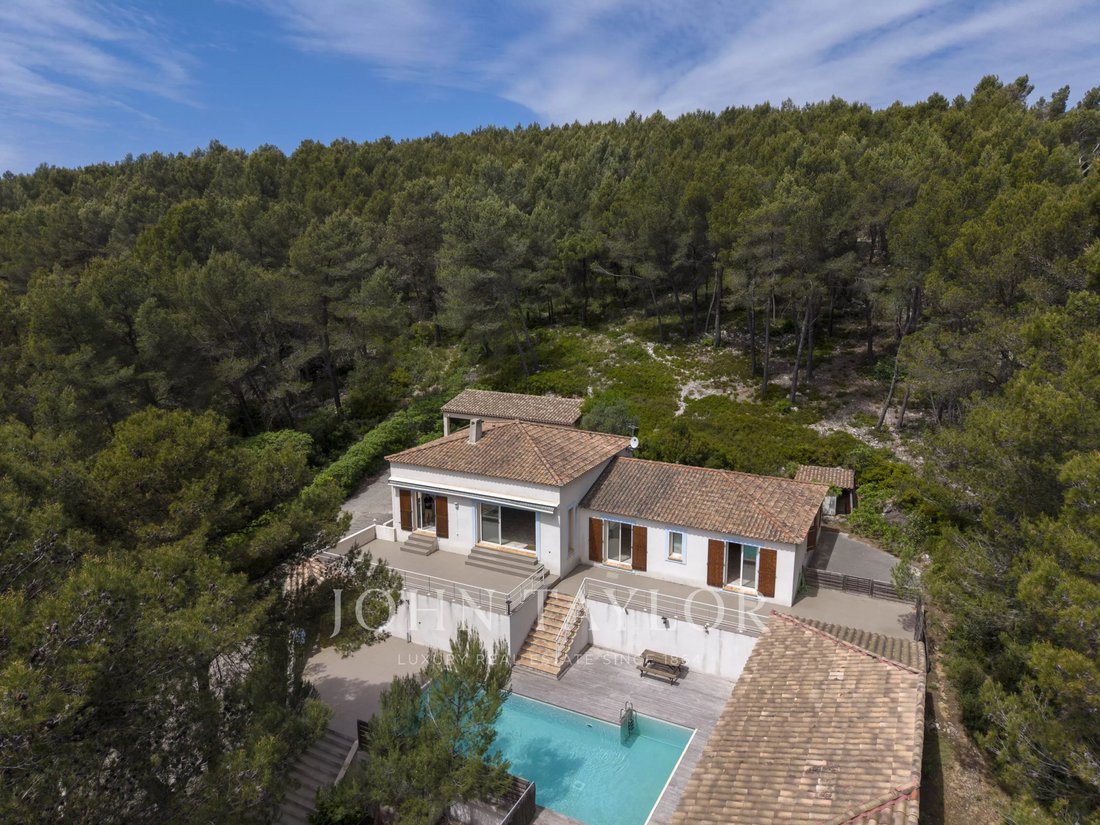 House in Roquefort-la-Bedoule, Provence-Alpes-Côte d'Azur, France 1 - 17839783