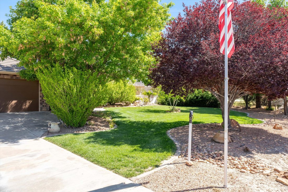 House in St. George, Utah, United States 2 - 17242742