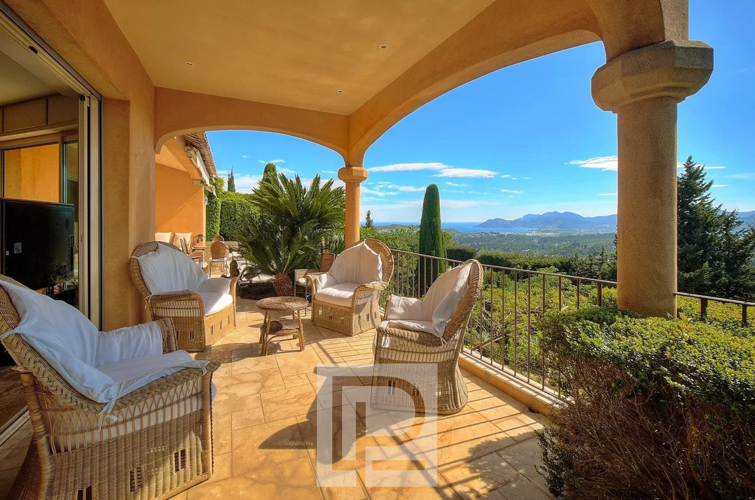 House in Mougins, Provence-Alpes-Côte d'Azur, France 4 - 13528002