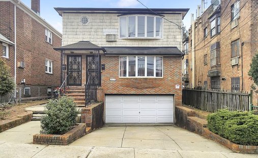 House in New York, New York, United States 1