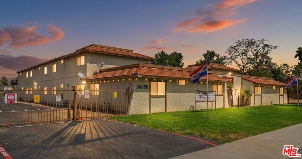 Moreno Valley, California, United States 1 - 17838589