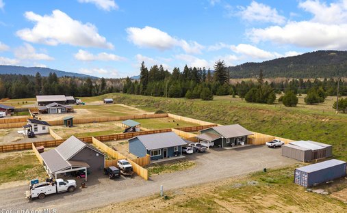 House in Sagle, Idaho, United States 1