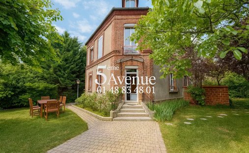 Maison à Sucy-en-Brie, Île-de-France, France 1