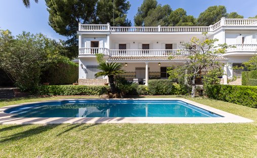 House in Naquera / Naquera, Valencian Community, Spain 1