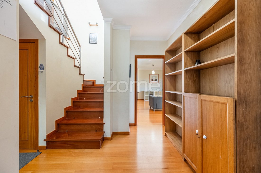 Apartment in Mafamude e Vilar do Paraiso, Porto District, Portugal 5 - 17840175