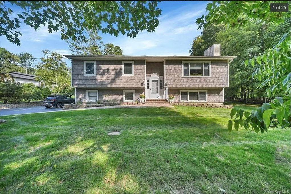 House in Woodbury, New York, United States 1 - 17839779