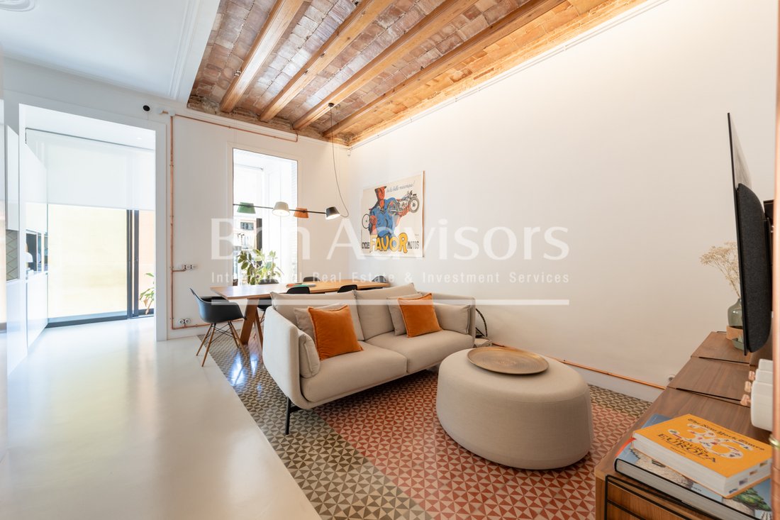 Apartment in Eixample, Barcelona, Spain 3 - 17839953