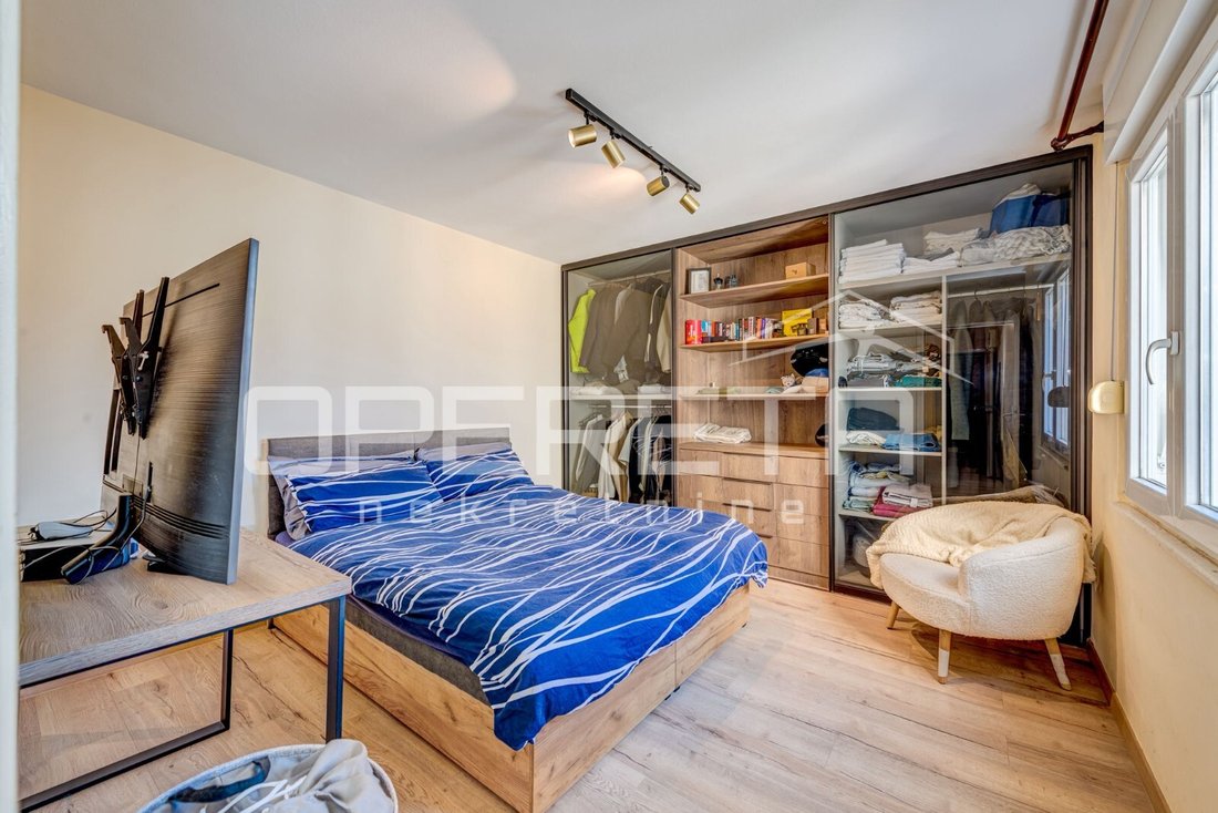 Apartment in Gradski kotar Grad, Split, Split-Dalmatia County 4 - 17496991
