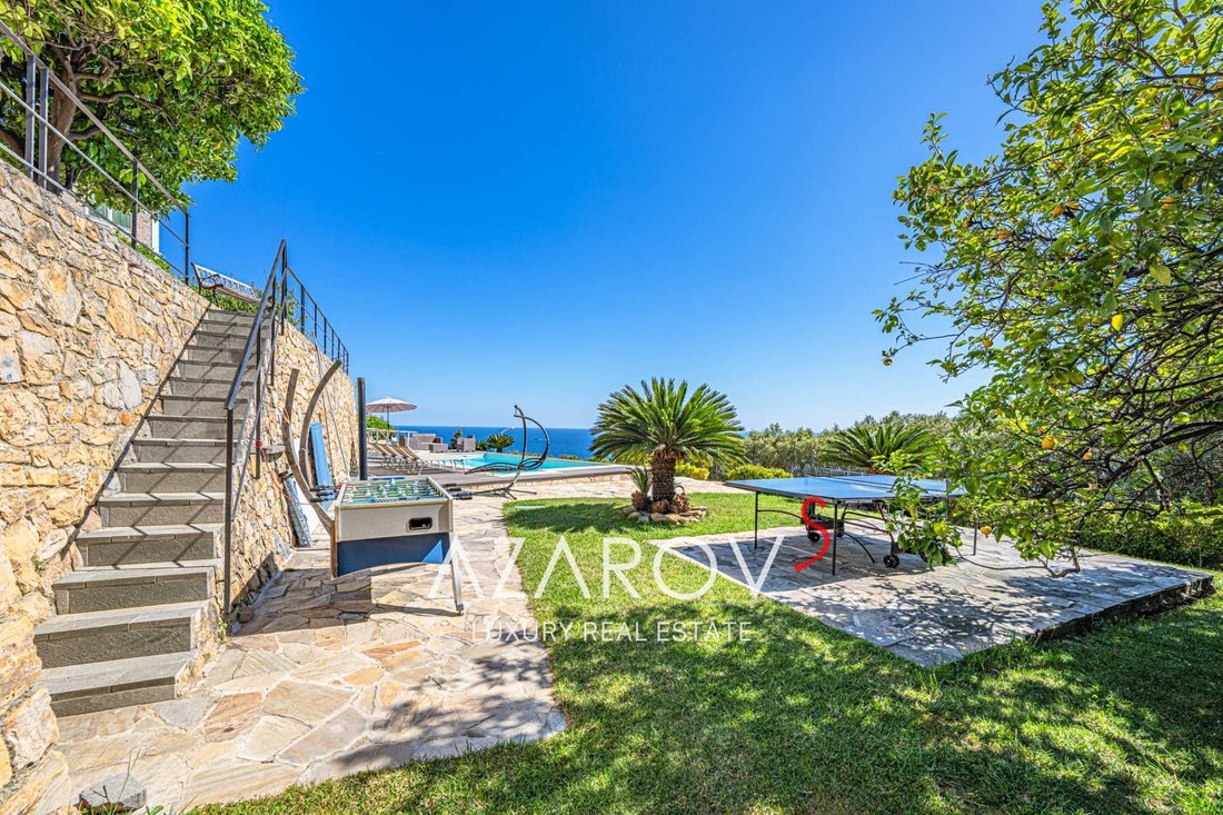 Villa in Bordighera, Liguria, Italy 4 - 17782547