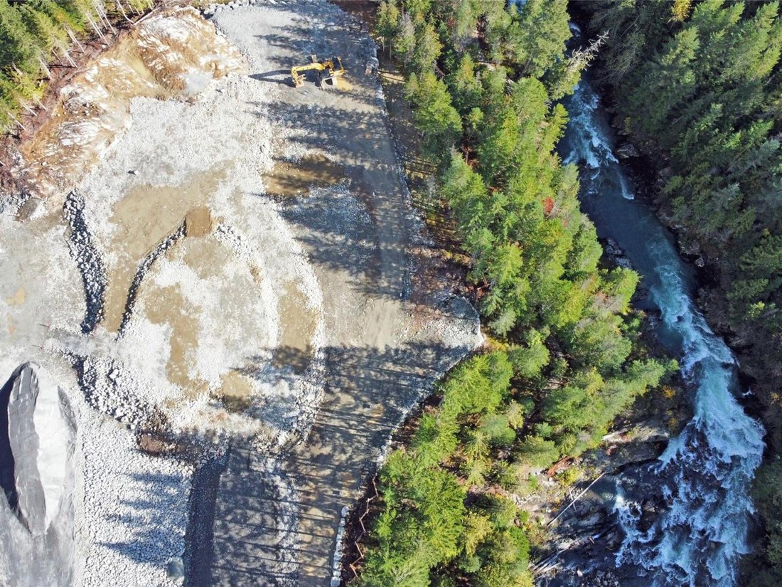 Land in Whistler, British Columbia, Canada 5 - 17840780