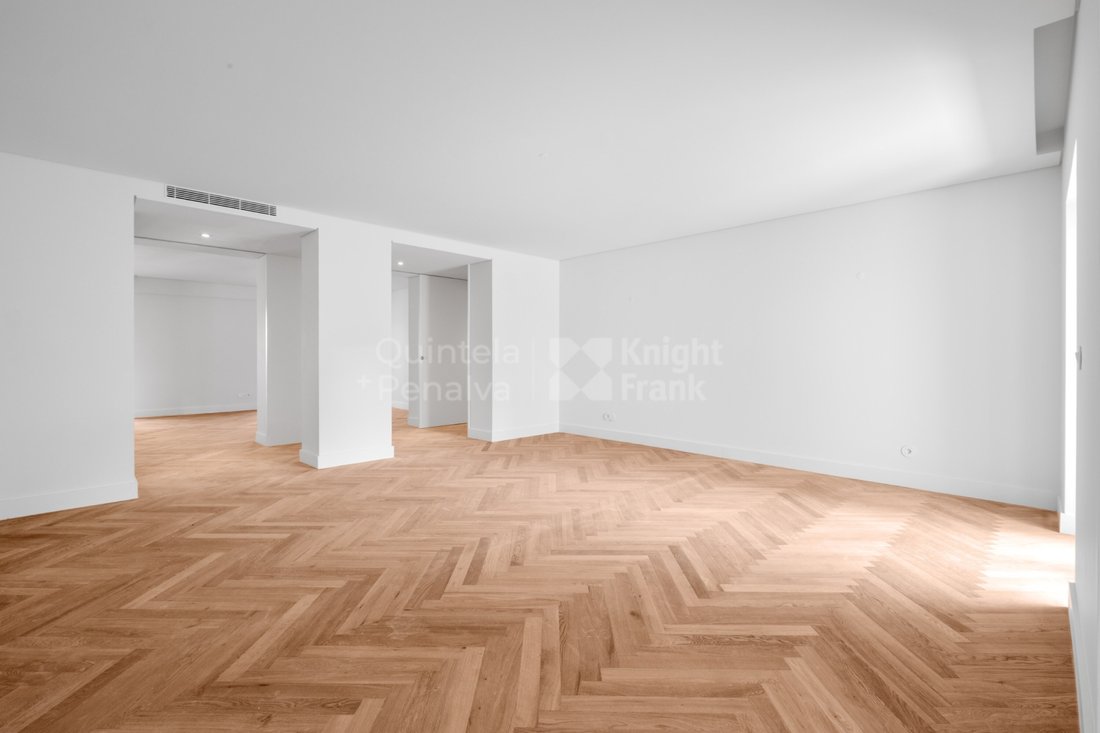 Apartment in Avenidas Novas, Lisbon, Portugal 5 - 17840064
