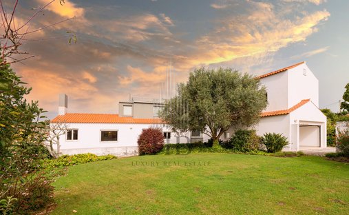 House in São João das Lampas, Lisbon, Portugal 1