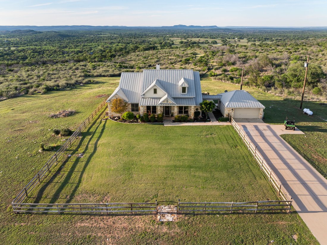 Land in Round Mountain, Texas, United States 4 - 17840218