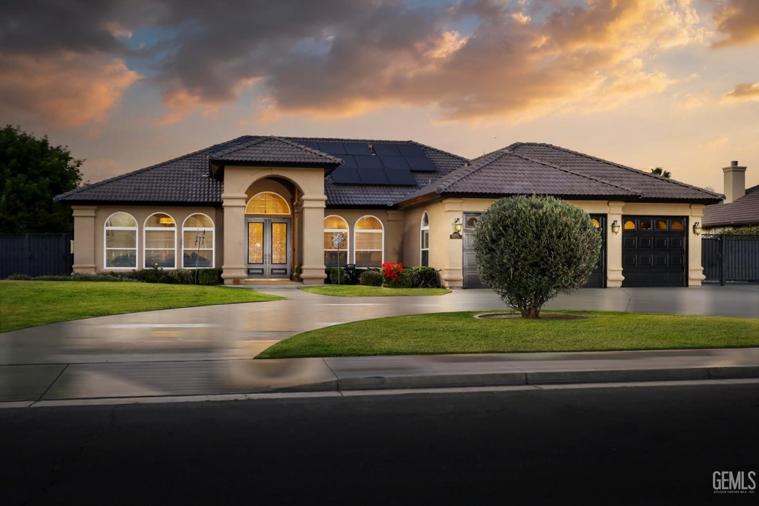 House in Bakersfield, California, United States 1 - 17840295