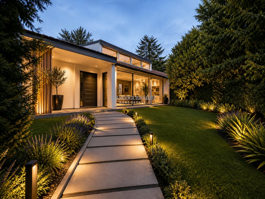 Villa in Casatenovo, Lombardy, Italy 3 - 16608446