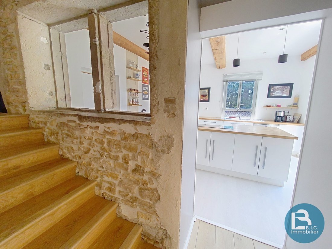 Apartment in Saint-Cyr-au-Mont-d'Or, Auvergne-Rhône-Alpes, France 2 - 17840947