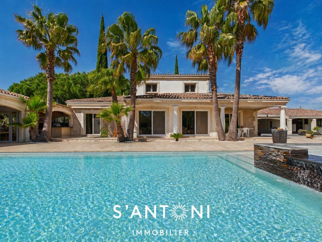 Estate in Vias, Occitania, France 2 - 17839230