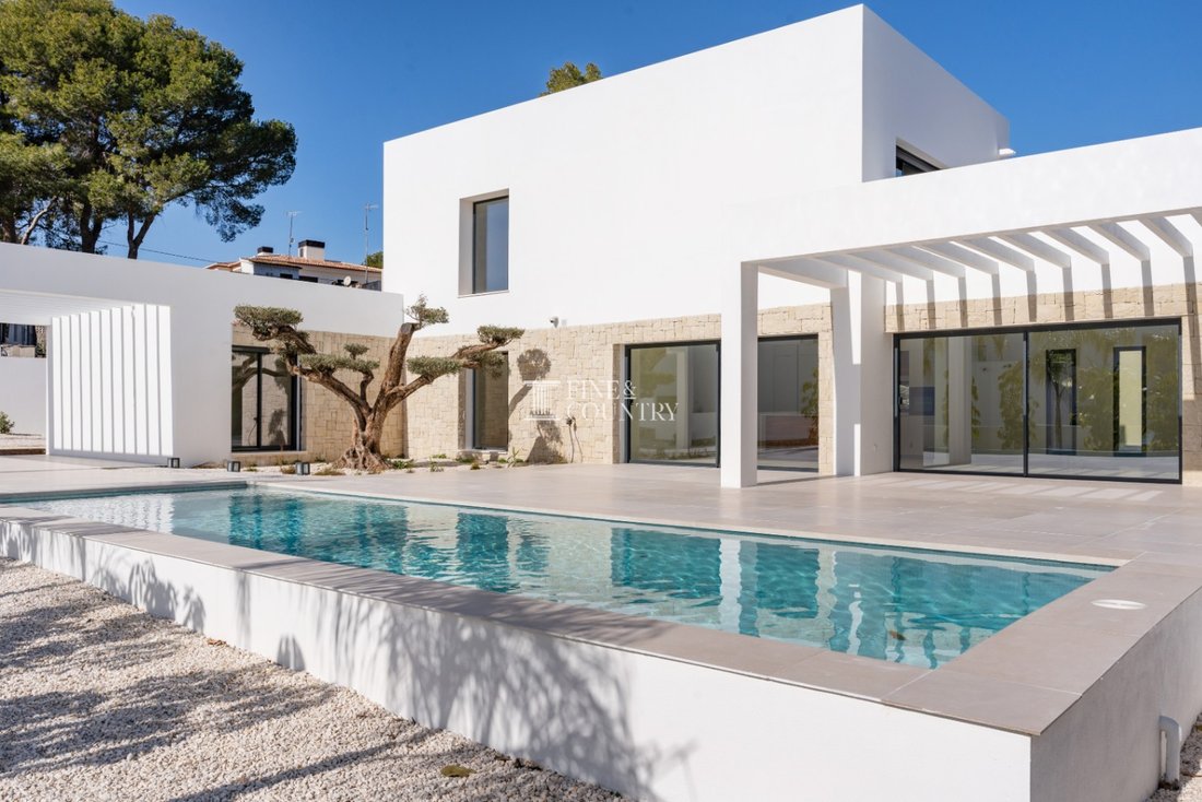 Villa in Moraira, Teulada, Valencian Community 1 - 17839259