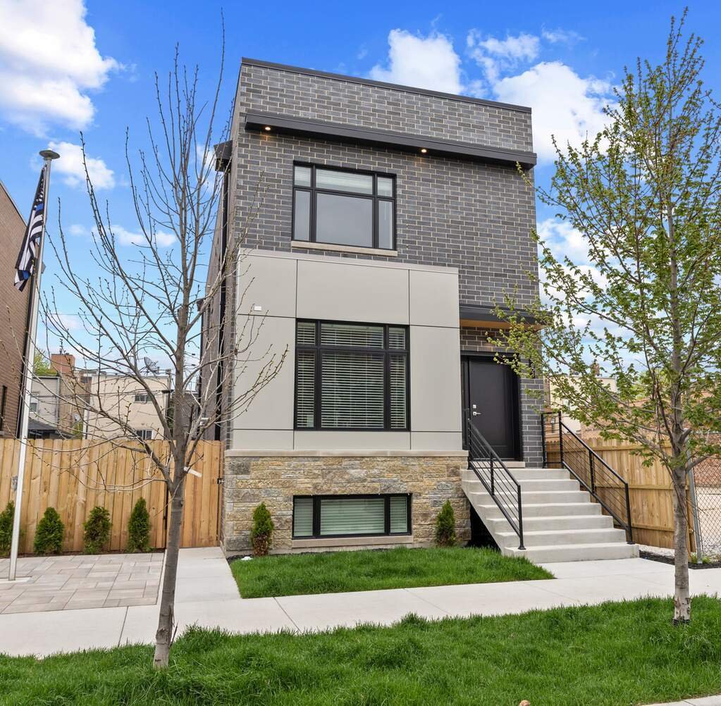 House in Chicago, Illinois, United States 1 - 17841129