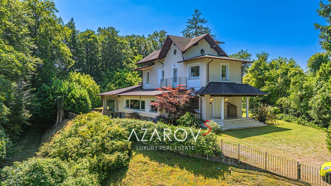 Villa in Stresa, Piedmont, Italy 1 - 15930442