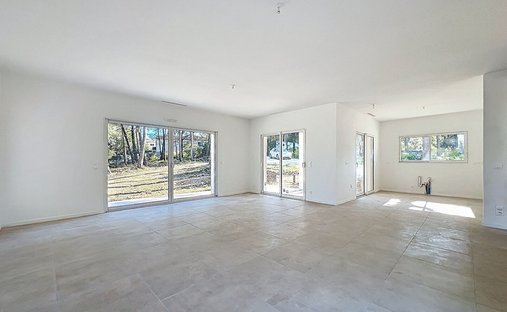House in Mimet, Provence-Alpes-Côte d'Azur, France 1