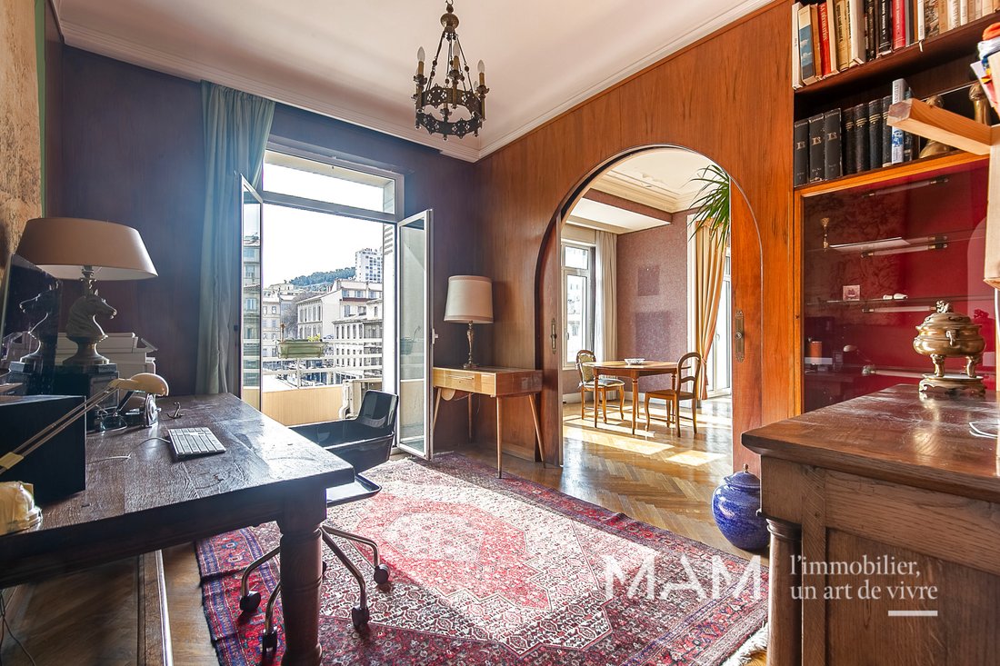 Apartment in Castellane, 6e Arrondissement, Marseille 1 - 17839266