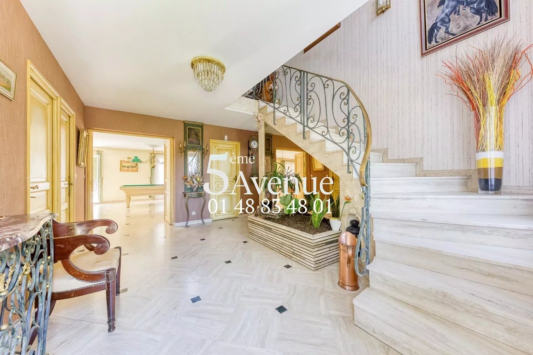 Villa in Lagny-sur-Marne, Ile-de-France, France 4 - 16263674