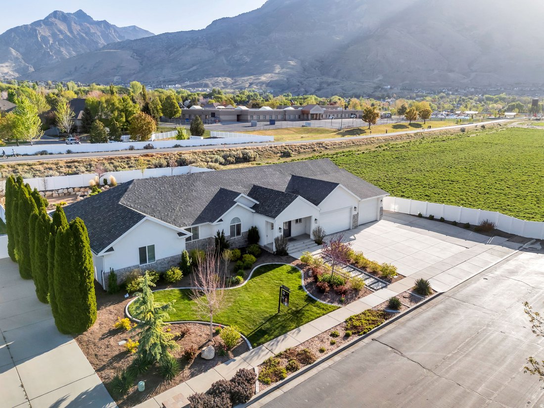 House in Highland, Utah, United States 1 - 17685739