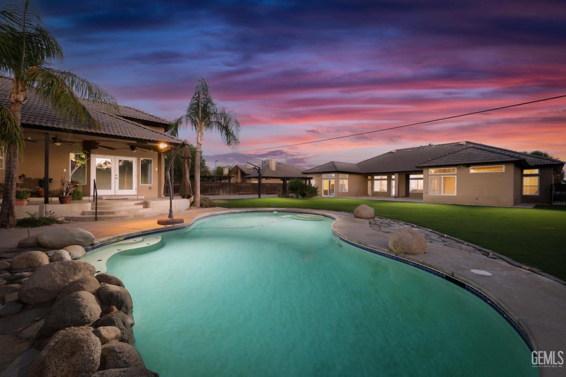 House in Bakersfield, California, United States 2 - 17840295