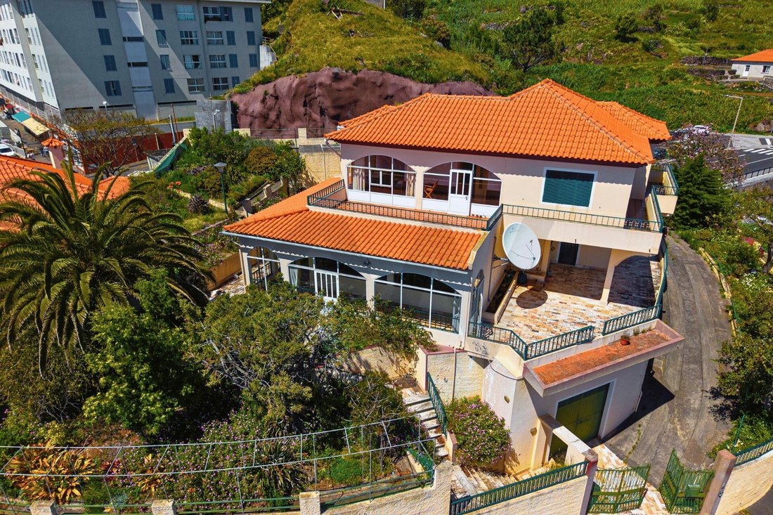 Haus in Caniço, Autonome Region Madeira, Portugal 2 - 17840446