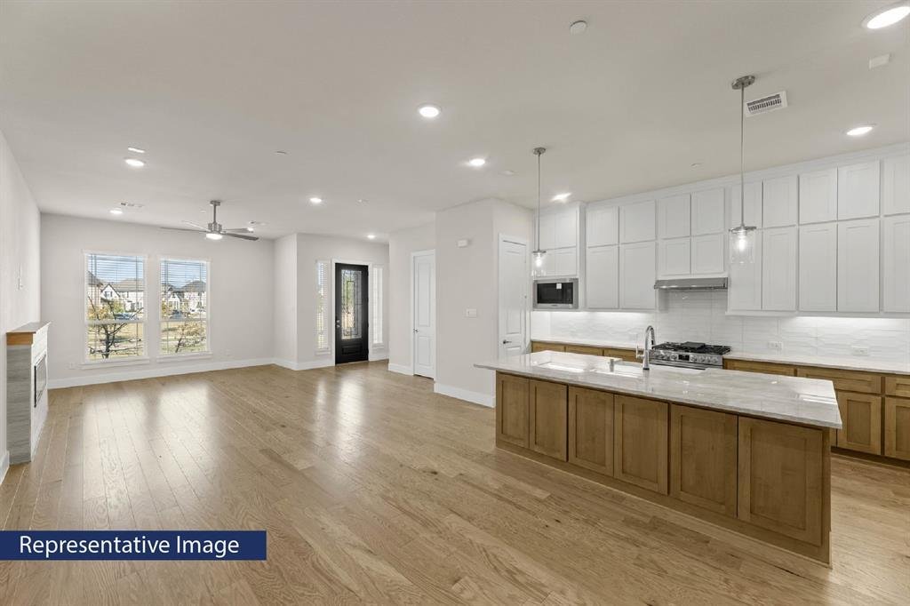 Townhouse in Farmers Branch, Texas, United States 4 - 17837009