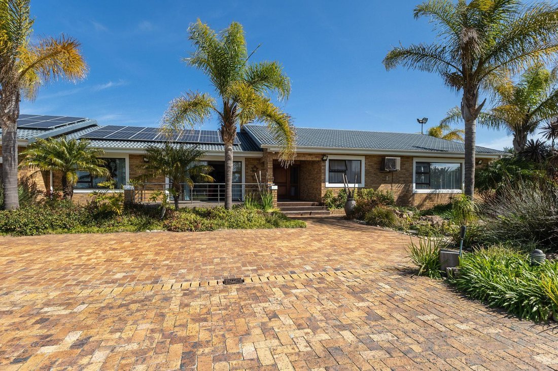 House in Vierlanden, East-Rural, Cape Town 3 - 17838380