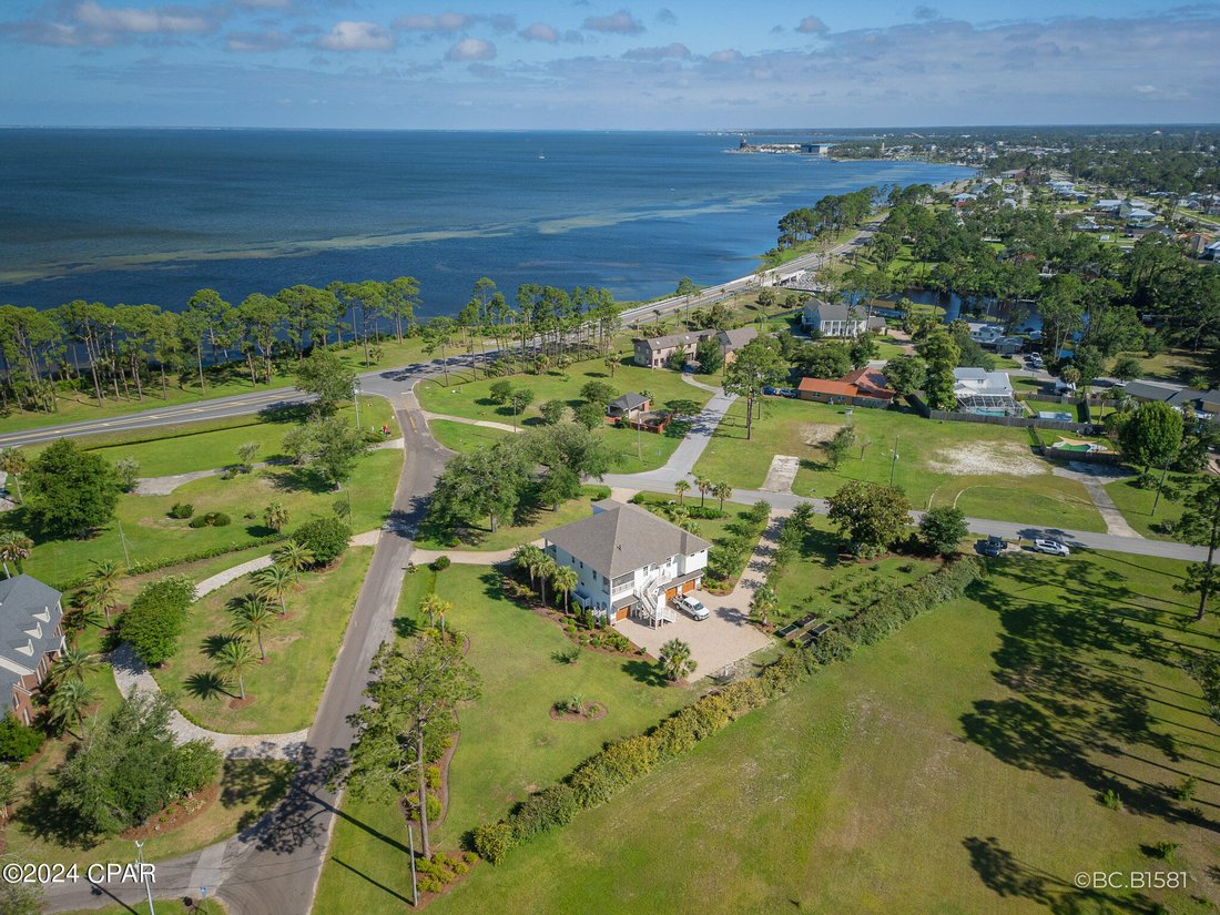 House in Port St. Joe, Florida, United States 4 - 17840208