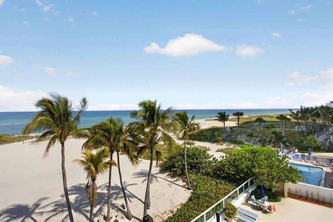 House in Hillsboro Beach, Florida, United States 4 - 17840843