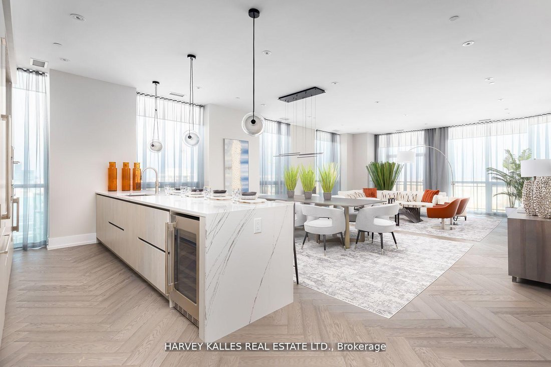 Condo in Toronto, Ontario, Canada 5 - 17840791