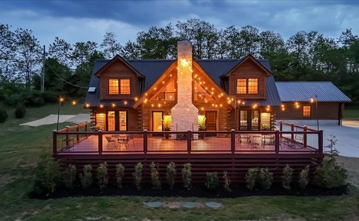 House in Versailles, Kentucky, United States 1