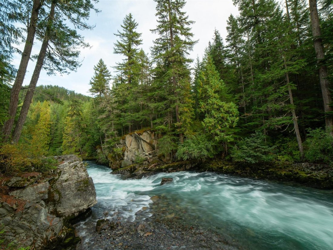Land in Whistler, British Columbia, Canada 2 - 17840780