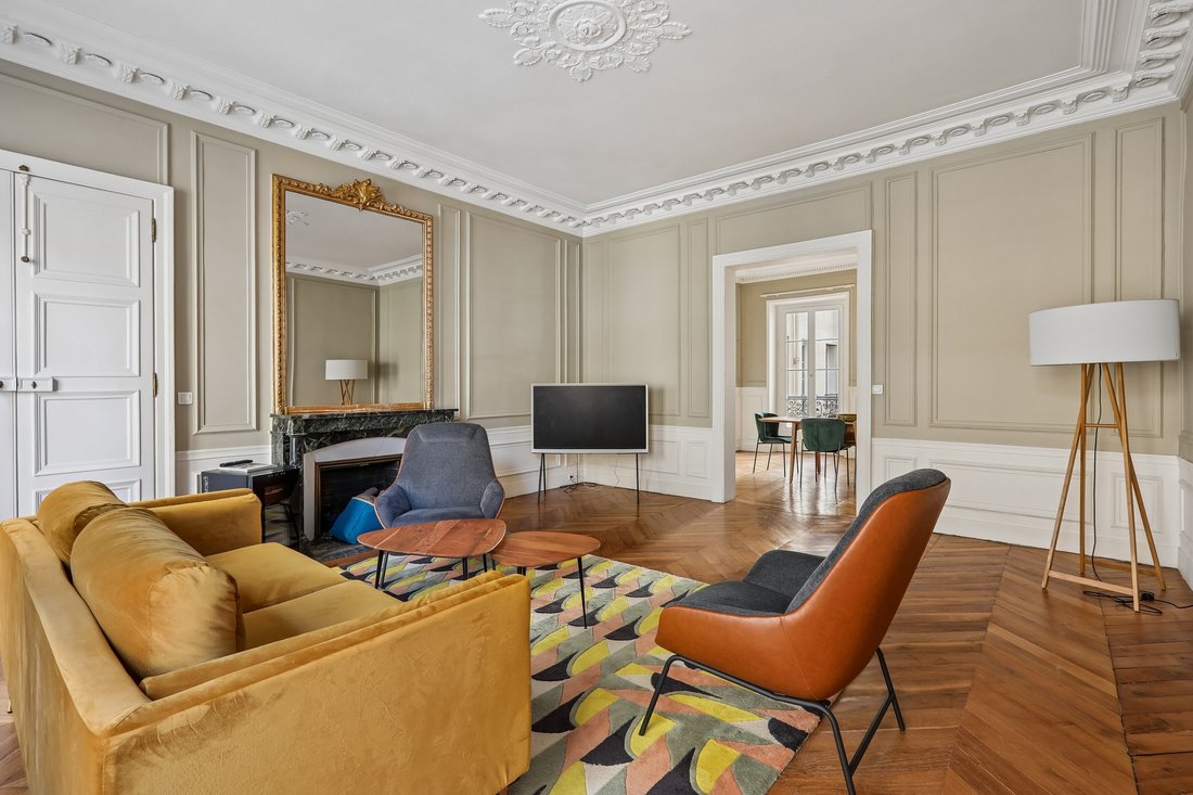 Apartment in Cambronne-Garibaldi, Paris 15e Arrondissement, Paris 4 - 15722633