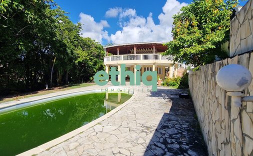 Villa in Sainte-Anne, Grande-Terre, Guadeloupe 1