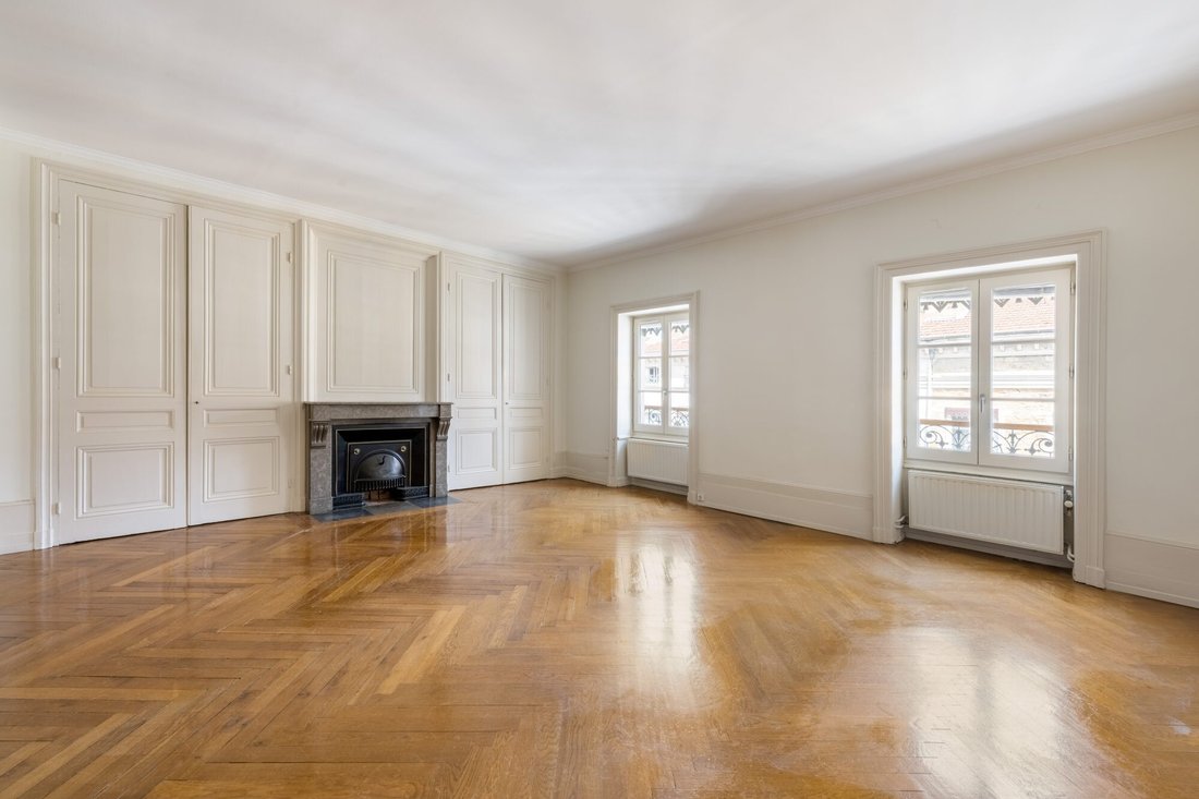 Apartment in Tête d'Or-Foch-Vitton, Lyon 6e Arrondissement, Lyon 2 - 17840883