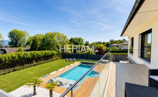 House in Divonne-les-Bains, Auvergne-Rhône-Alpes, France 1