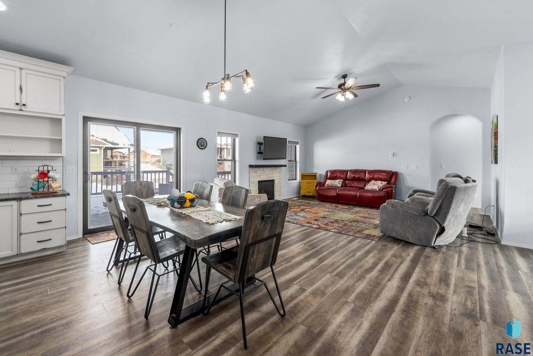 House in Sioux Falls, South Dakota, United States 4 - 17840364