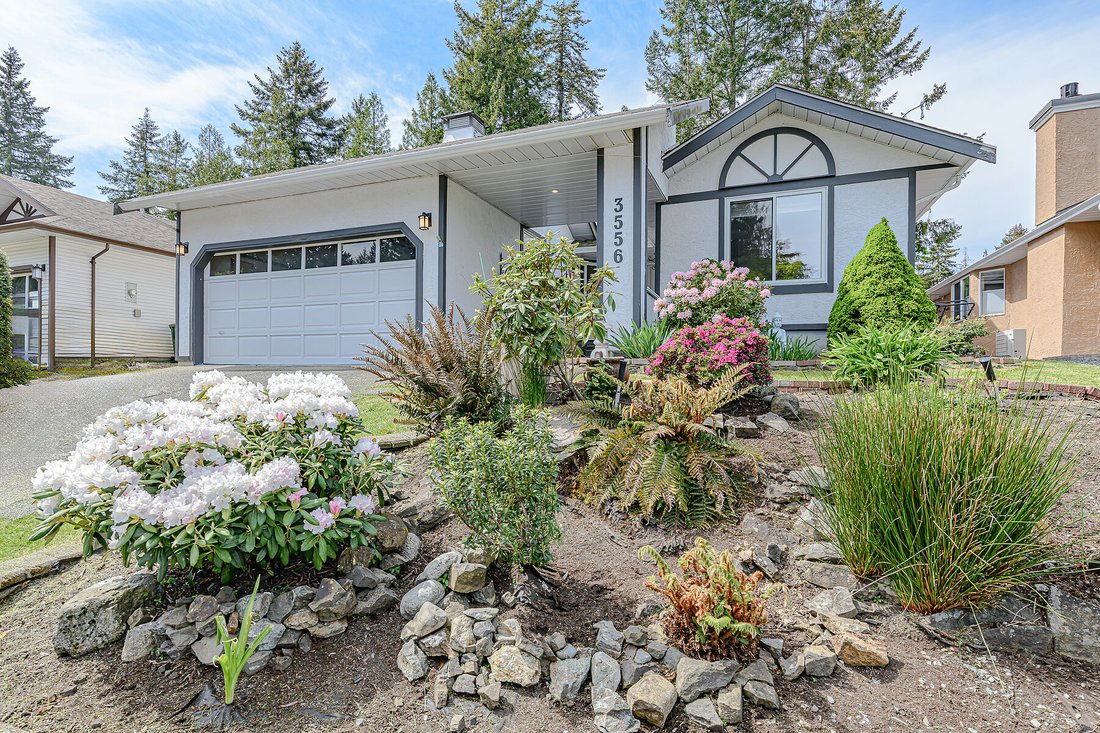 House in Cobble Hill, British Columbia, Canada 1 - 17839655
