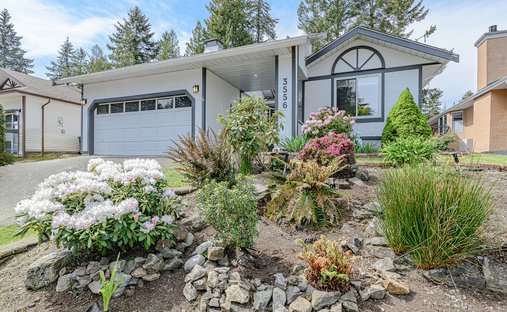 House in Cobble Hill, British Columbia, Canada 1