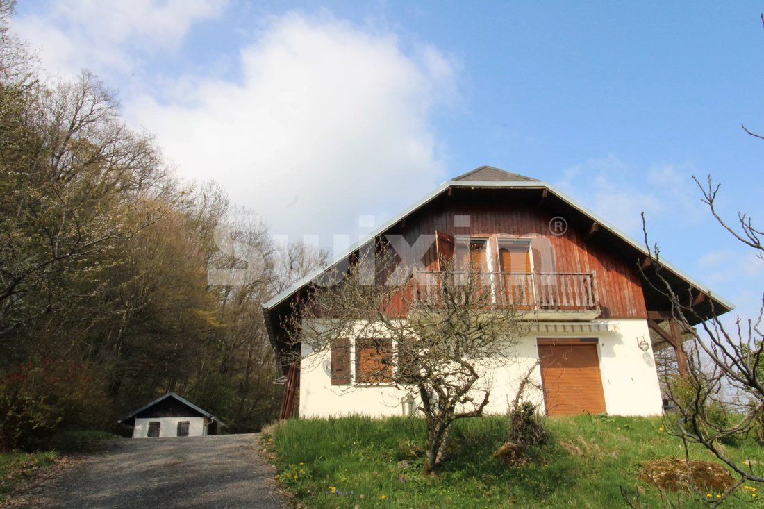 Estate in La Chapelle-du-Mont-du-Chat, Auvergne-Rhône-Alpes, France 3 - 17838093